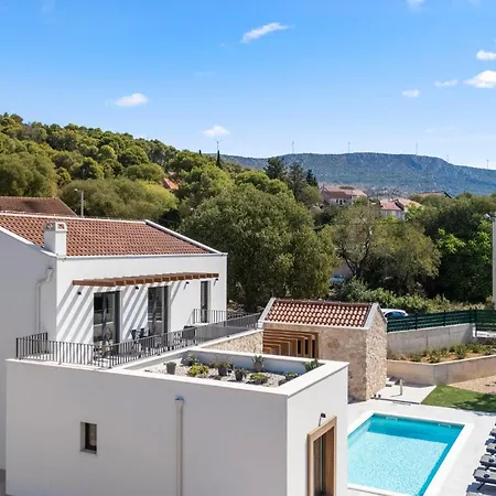 Holiday home Gorgeous In Kod Sibenika With Sauna