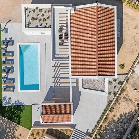 Holiday home Gorgeous In Kod Sibenika With Sauna *