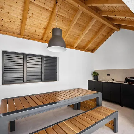Holiday home Gorgeous In Kod Sibenika With Sauna *